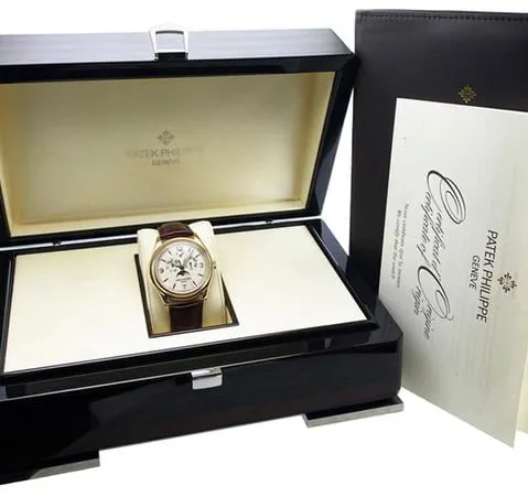 Patek Philippe Annual Calendar 5146J-001 39mm Yellow gold Beige 1