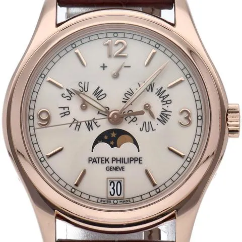 Patek Philippe Annual Calendar 5146R-001 39mm Rose gold Beige