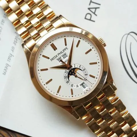 Patek Philippe Annual Calendar 5396/1R-010 38.5mm Rose gold Silver