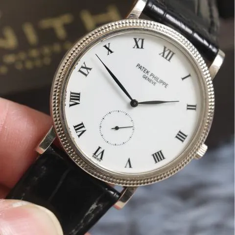 Patek Philippe Calatrava 3919G-001 33mm White gold White