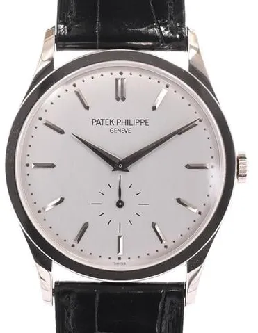 Patek Philippe Calatrava 5196G-001 37mm White gold Gray