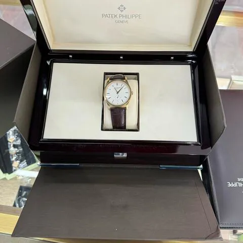 Patek Philippe Calatrava 5196J-001 37mm Yellow gold Silver 4