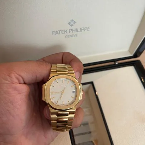 Patek Philippe Nautilus 3800 37mm Yellow gold White 8