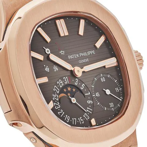 Patek Philippe Nautilus 5712R-001 40mm Rose gold Brown 4