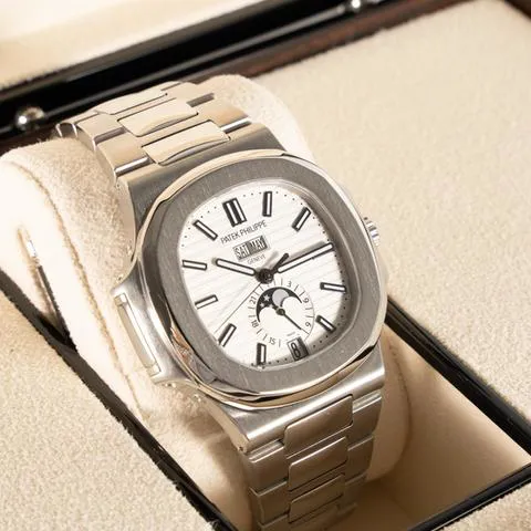 Patek Philippe Nautilus 5726/1A-010 40.5mm Stainless steel White 2