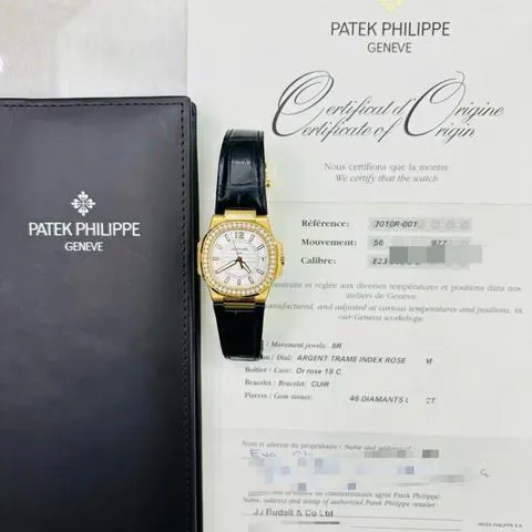 Patek Philippe Nautilus 7010R-001 Rose gold Silver 4