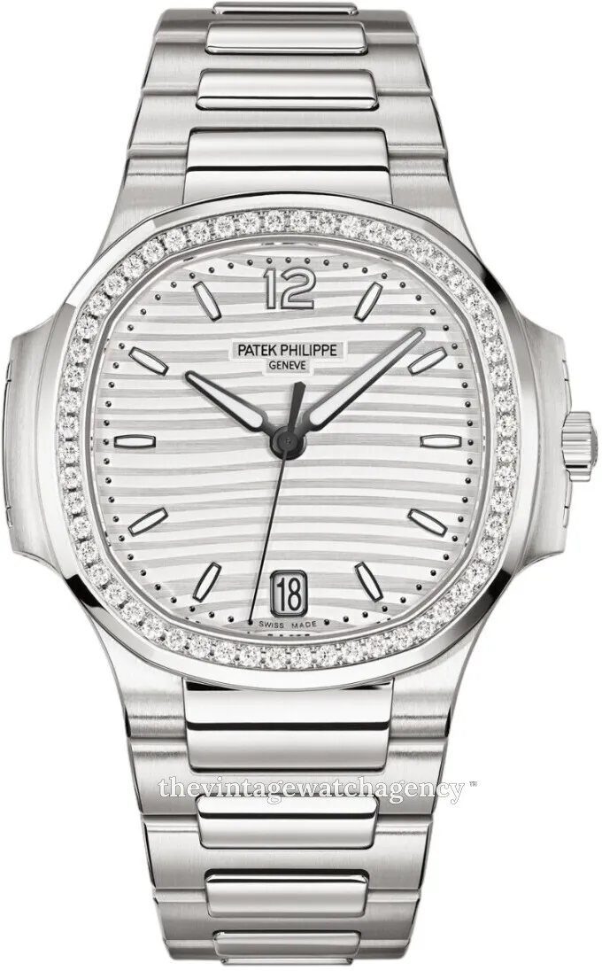 Patek Philippe Nautilus 7118/1200A-010 35mm Stainless steel Silver