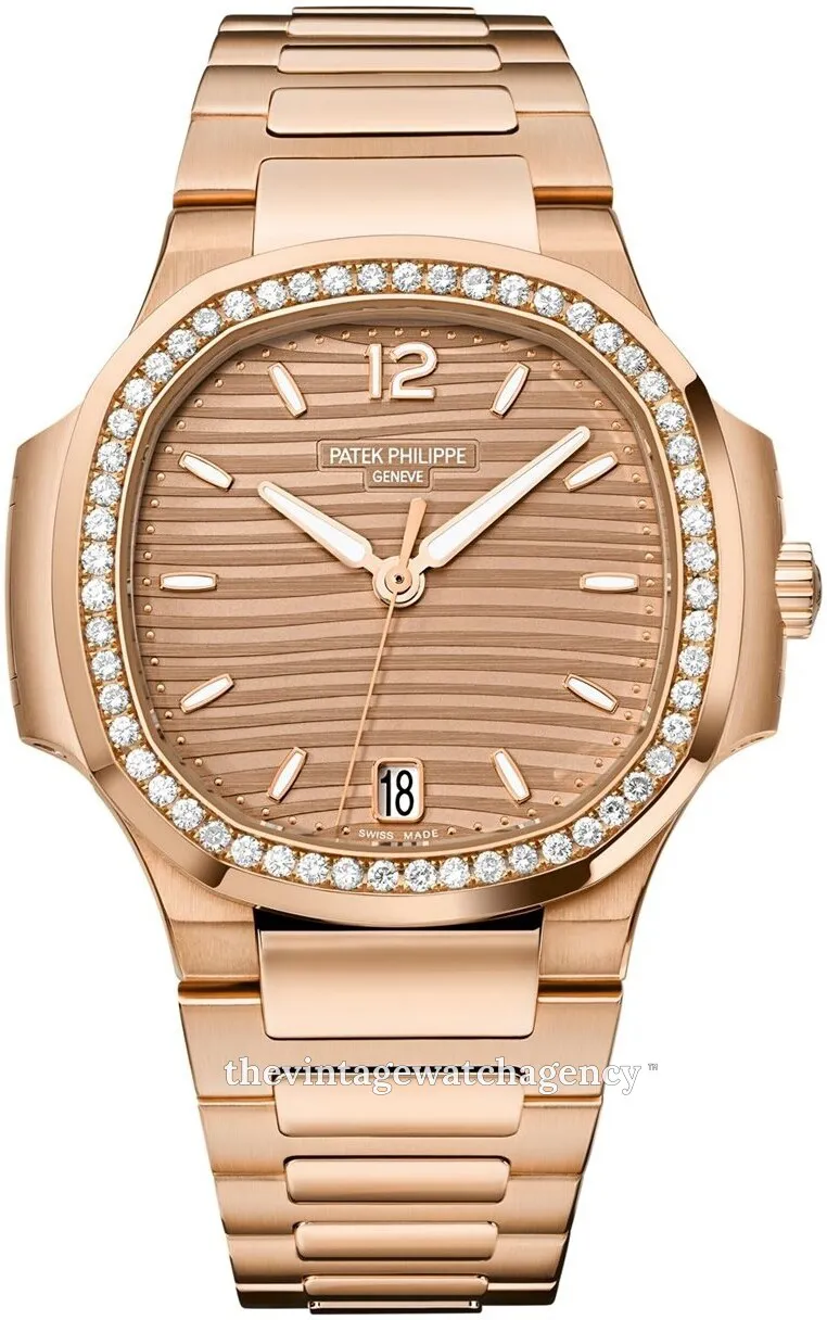 Patek Philippe Nautilus 7118/1200R-010 35mm Rose gold Rose gold