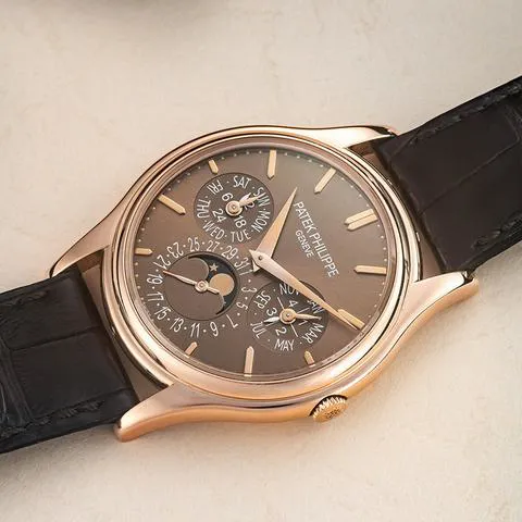 Patek Philippe Perpetual Calendar 5140R-001 37mm Rose gold Brown 4