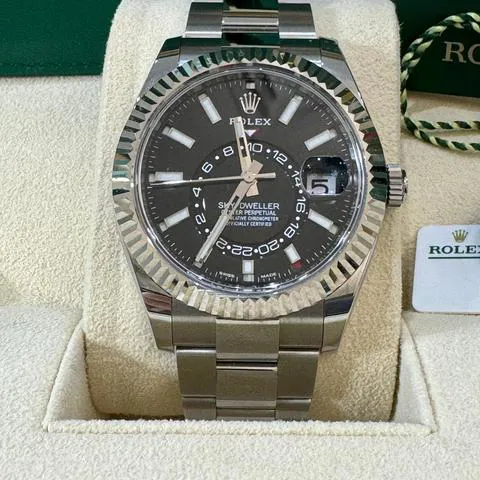 Rolex Sky-Dweller 326934 42mm Stainless steel Black