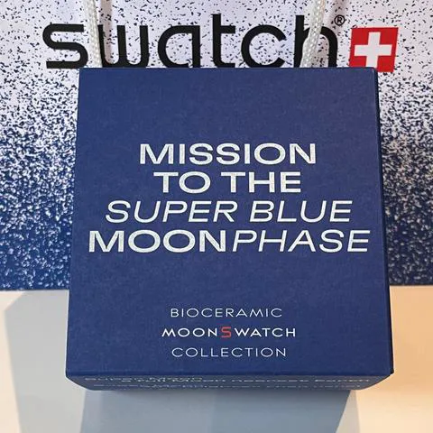 Swatch Moonswatch SO33N700 42mm Ceramic