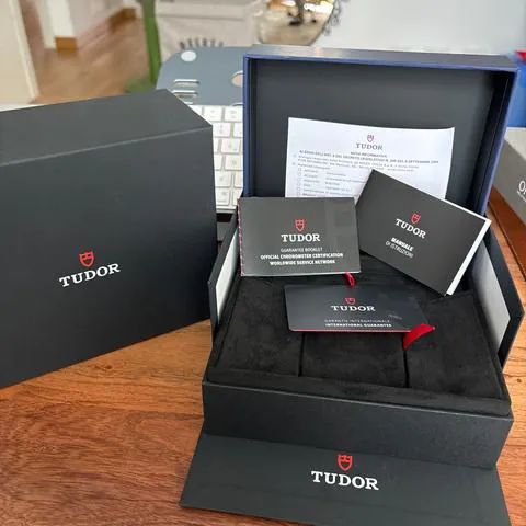 Tudor Pelagos M25707KN-0001 42mm Carbon fiber Blue 2