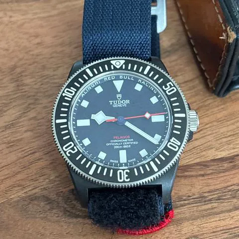 Tudor Pelagos M25707KN-0001 42mm Carbon fiber Blue 3