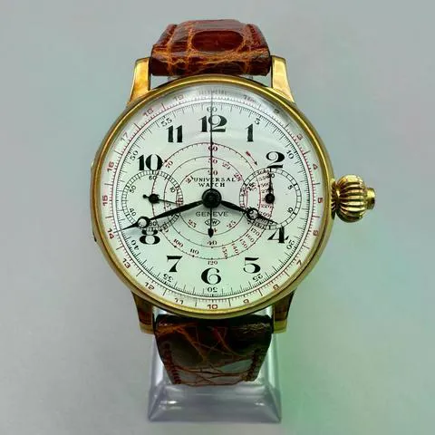 Universal Genève 37mm Yellow gold White