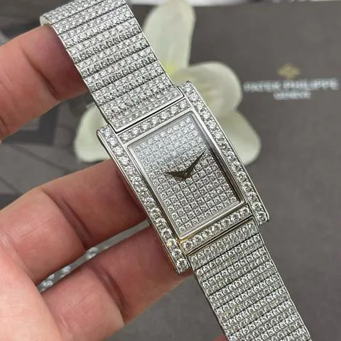 Vacheron Constantin Métiers d'Art 37670 37.9mm White gold White