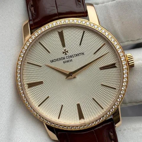 Vacheron Constantin Traditionnelle 82573/000R-9815 Rose gold Silver