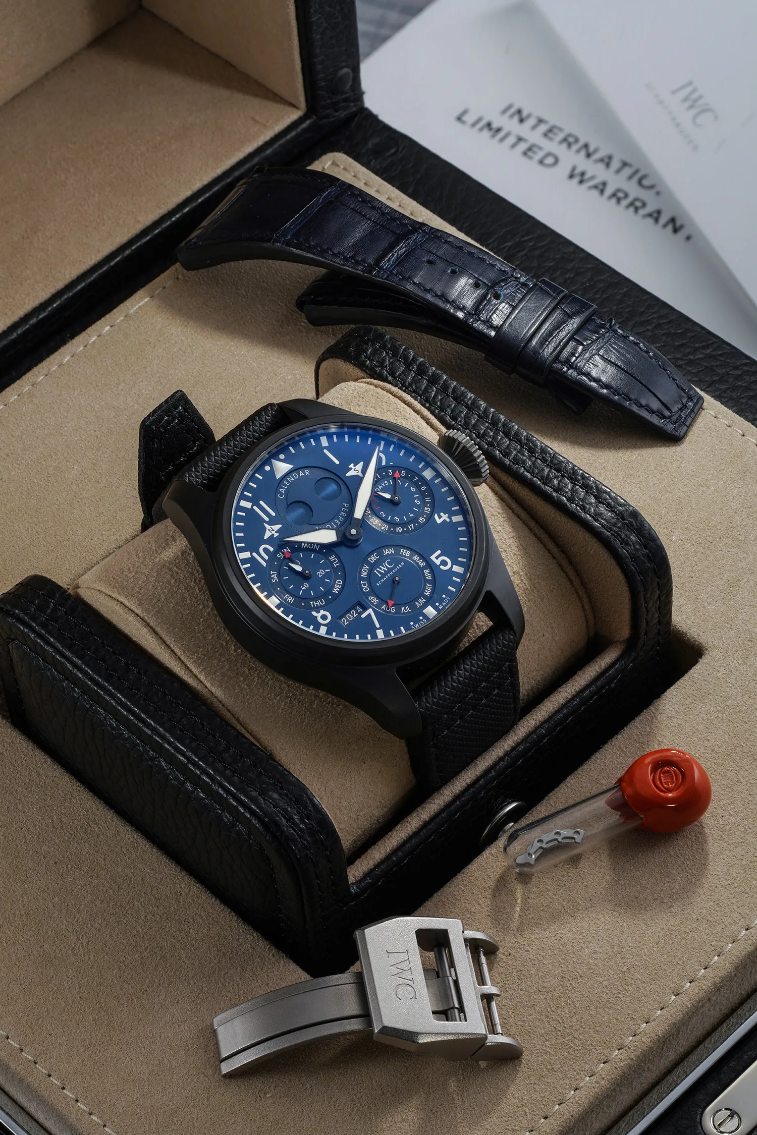 IWC Big Pilot IW503001 46.5mm Ceramic Blue 2