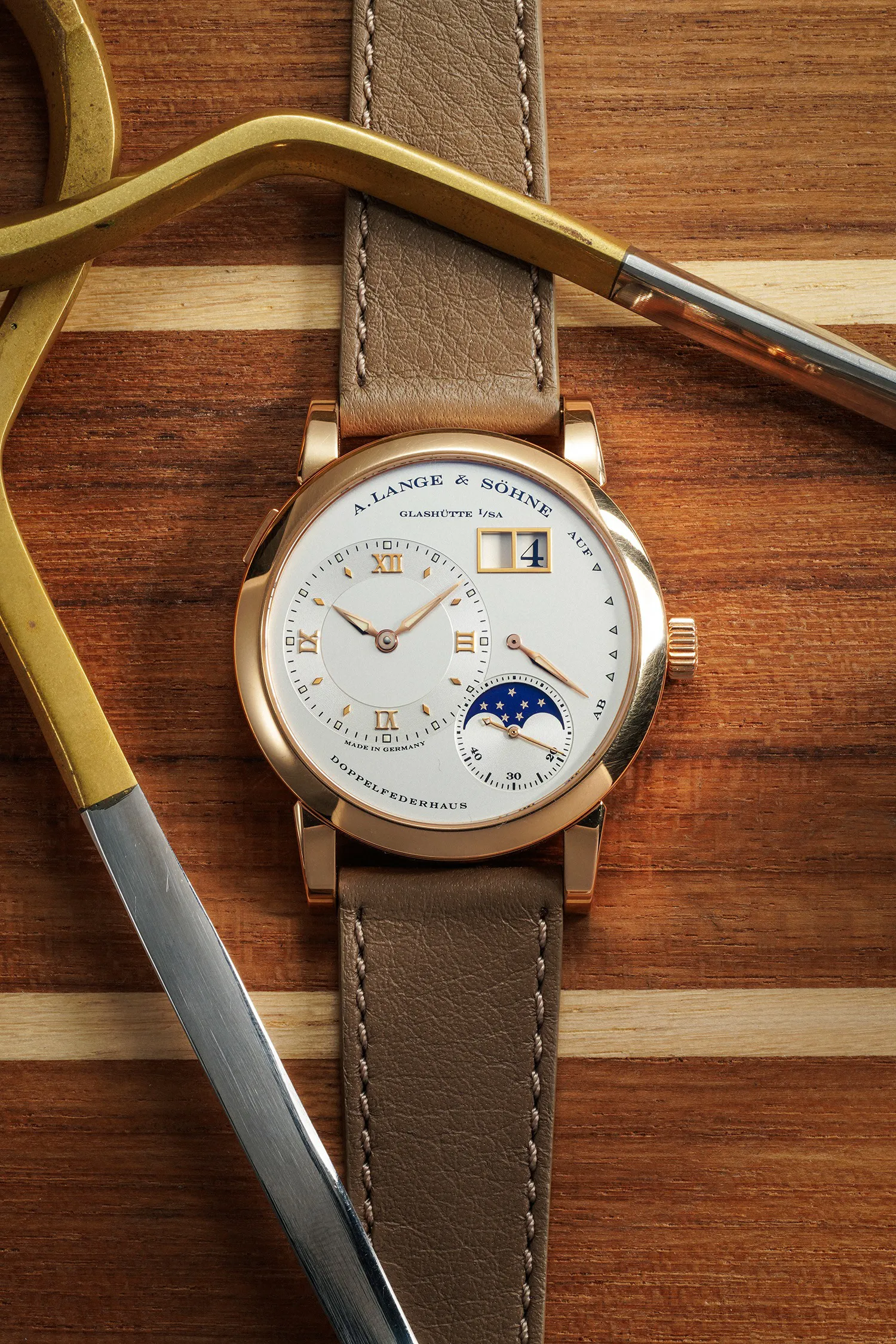 A. Lange & Söhne Lange 1 109.032 38.5mm 18K pink gold Silver