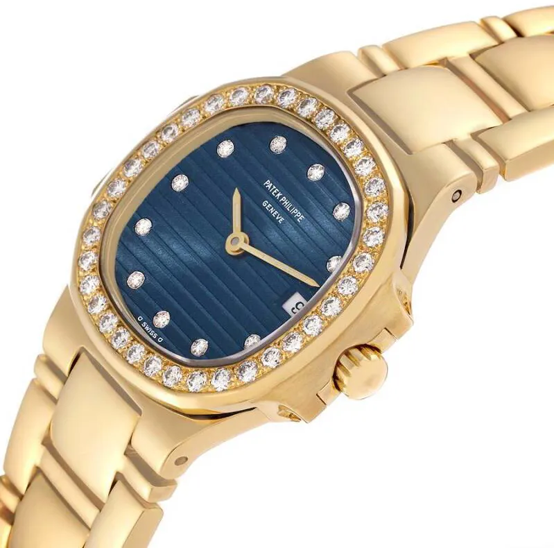 Patek Philippe Nautilus 4700 28mm  yellow gold diamond Blue 4