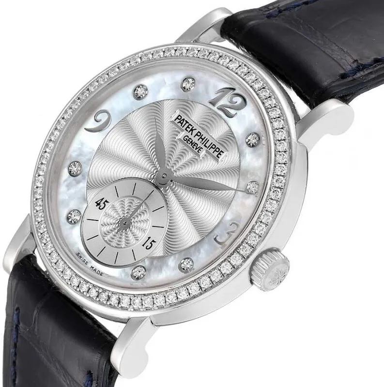 Patek Philippe Calatrava 4959G 31mm  white gold diamond Silver and Mother-of-pearl 4