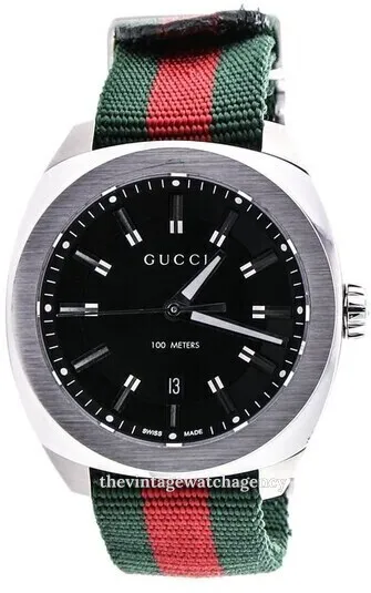 Gucci YA142305 41mm Stainless steel Black