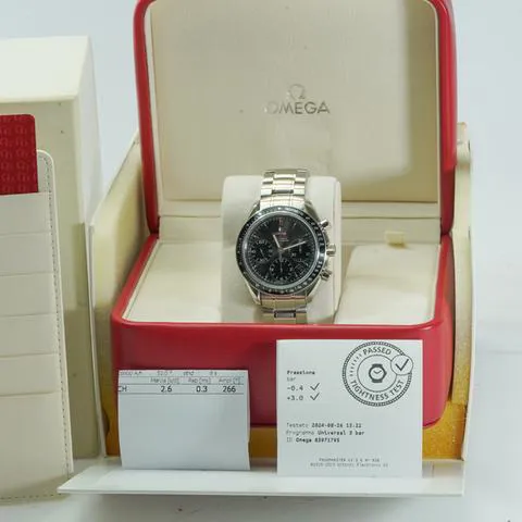 Omega Speedmaster Date 323.30.40.40.06.001 40mm Stainless steel Gray 13