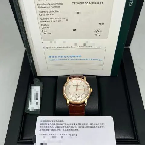 Audemars Piguet Jules Audemars 77240BC.ZZ.A809CR.01 33mm White gold Mother-of-pearl