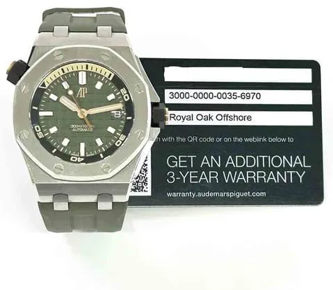 Audemars Piguet Royal Oak Offshore Diver 15720ST.OO.A052CA.01 42mm Stainless steel Green