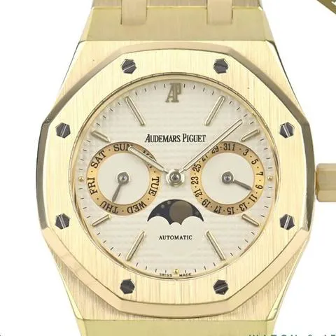 Audemars Piguet Royal Oak 25594BA.OO.0477BA.01 36mm Yellow gold Champagne 1