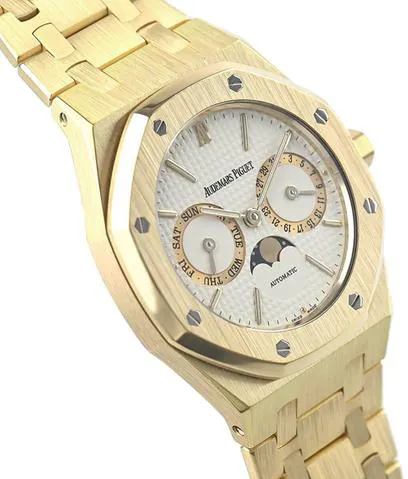 Audemars Piguet Royal Oak 25594BA.OO.0477BA.01 36mm Yellow gold Champagne 2