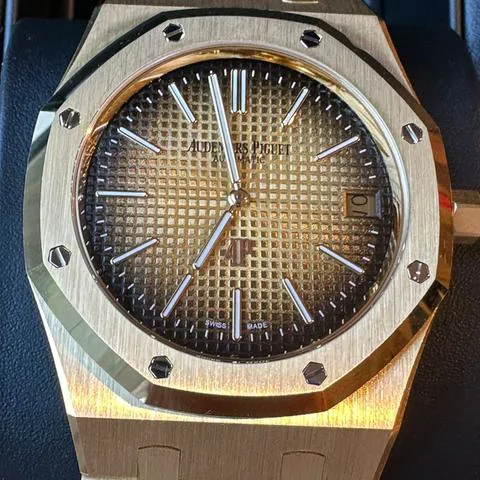 Audemars Piguet Royal Oak 16202BA.OO.1240BA.02 39mm 18k yellow gold Gold