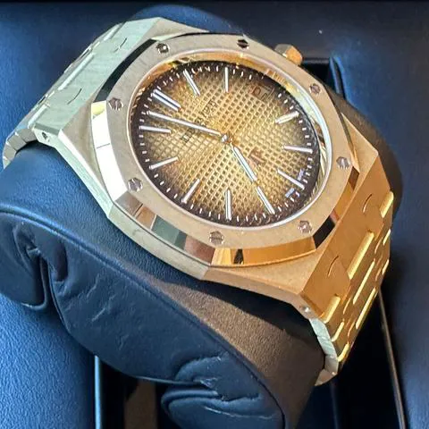 Audemars Piguet Royal Oak 16202BA.OO.1240BA.02 39mm 18k yellow gold Gold 1