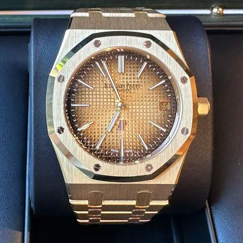 Audemars Piguet Royal Oak 16202BA.OO.1240BA.02 39mm 18k yellow gold Gold 5