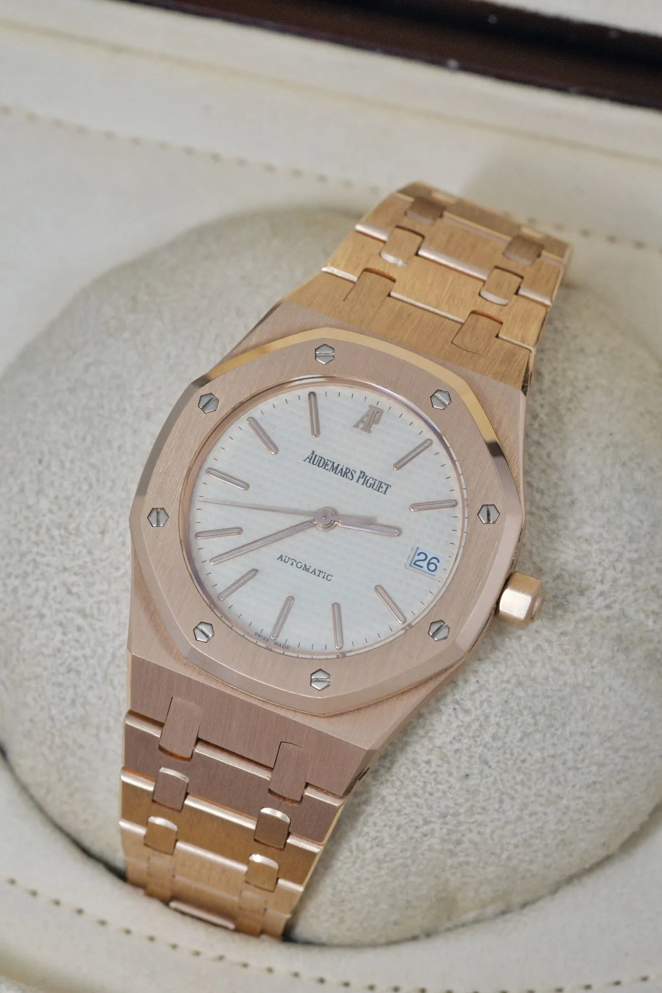 Audemars Piguet Royal Oak 14790OR.OO.0789OR.01 36mm 18k rose gold White 2