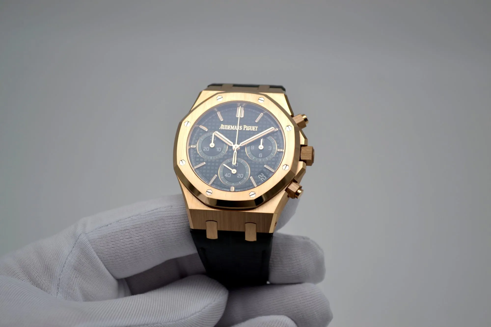 Audemars Piguet Royal Oak Chronograph 26240OR.00.D404CR.01 41mm 18k rose gold Dark green 5