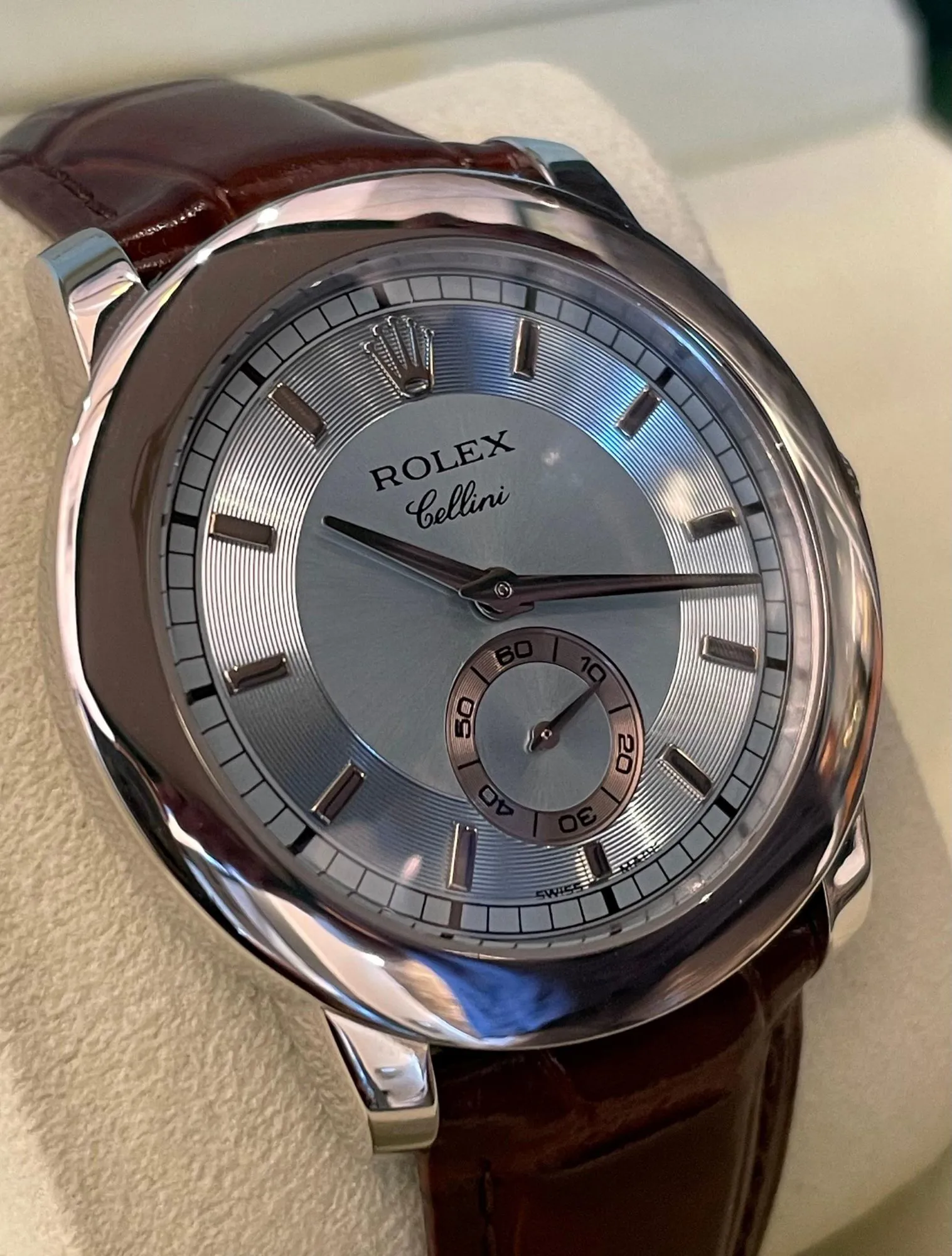 Rolex Cellini 5241/6 38mm Platinum Sky blue 3