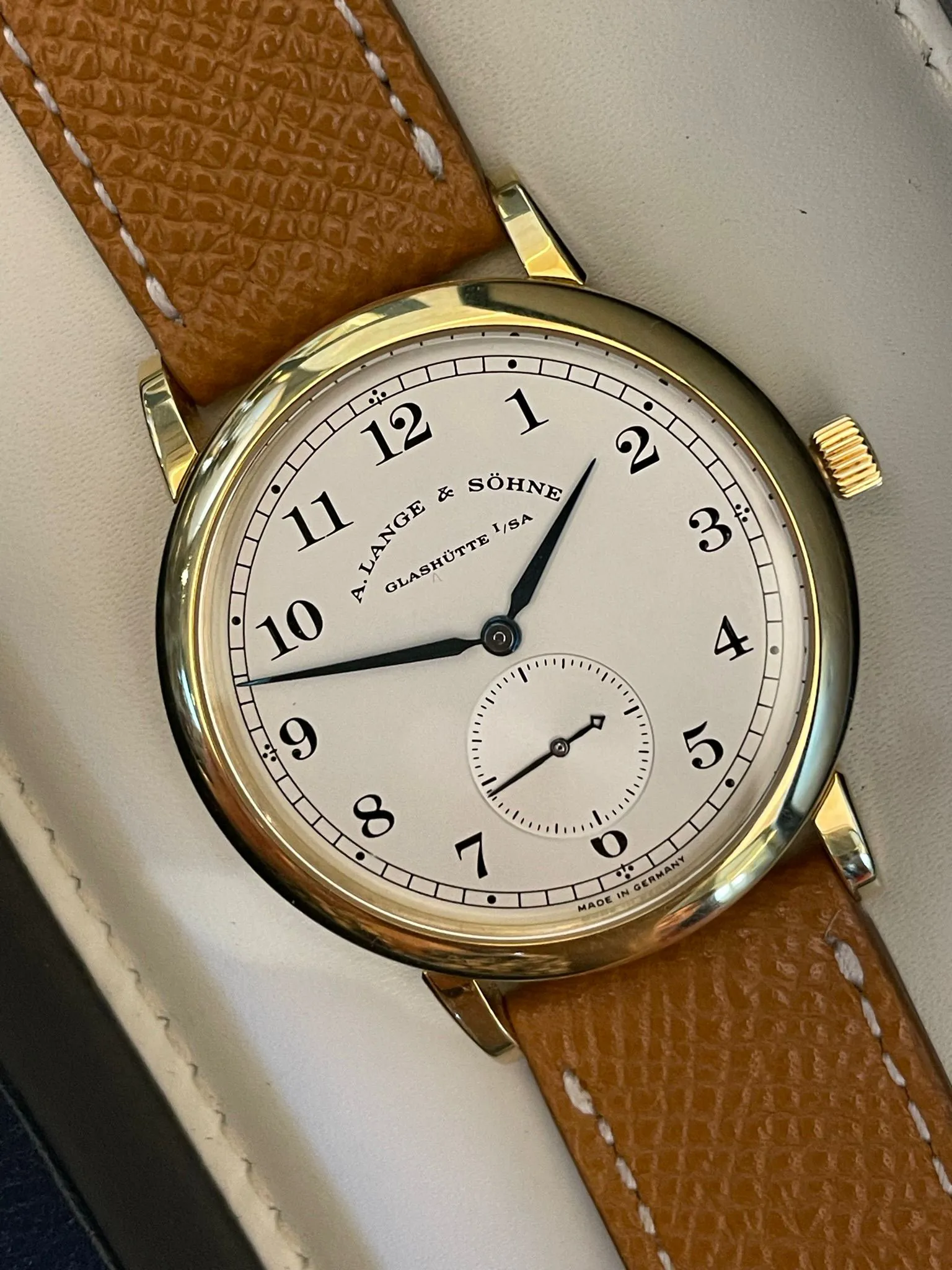 A. Lange & Söhne 1815 206.021 36mm 18k yellow gold Silver 5