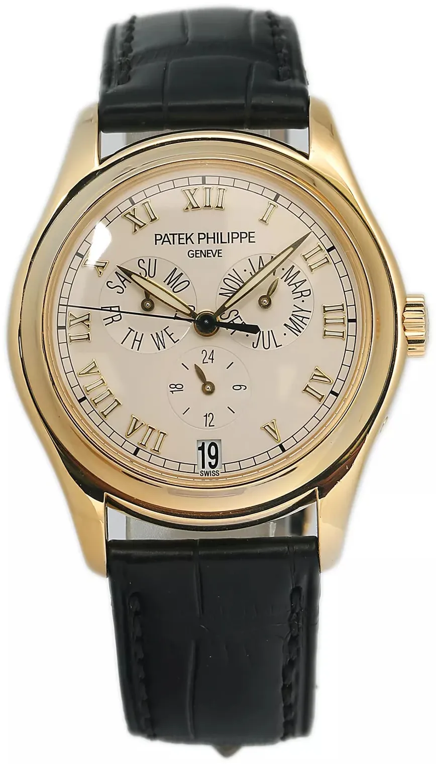 Patek Philippe Annual Calendar 5035J 37mm Yellow gold Silver