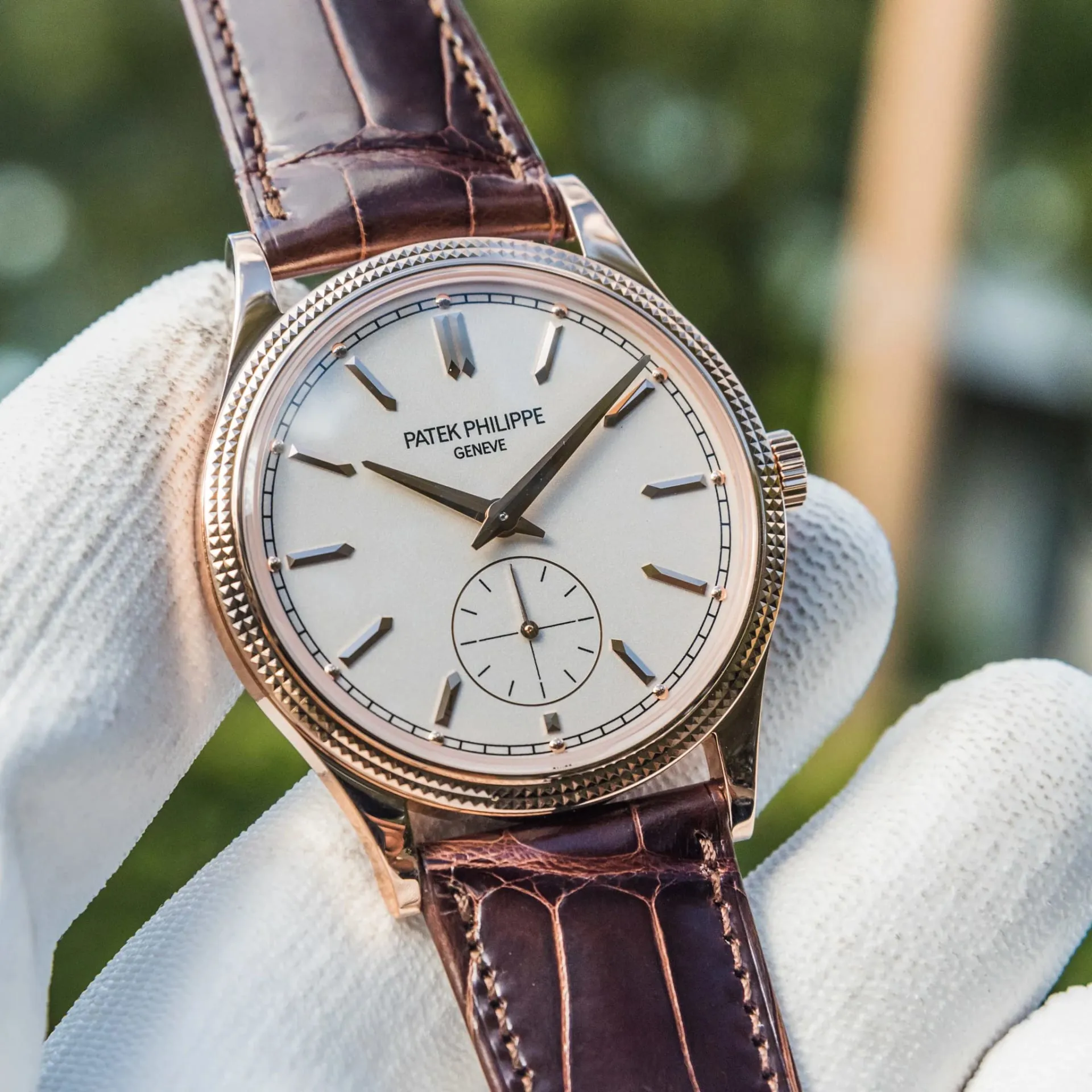 Patek Philippe Calatrava 6119R-001 39mm Rose gold Silver