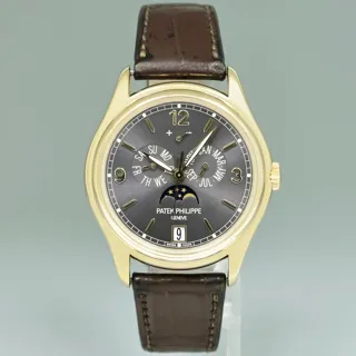 Patek Philippe Annual Calendar 5146J-010 Yellow gold Gray