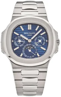 Patek Philippe Nautilus 5740/1G-001 White gold Blue