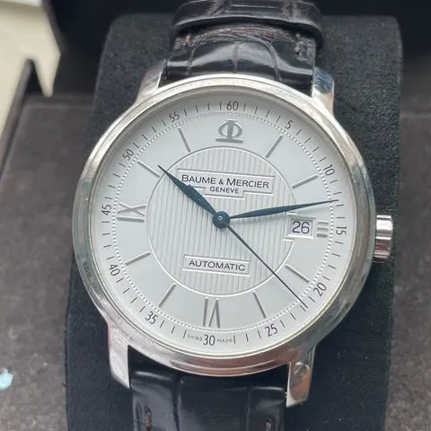 Baume & Mercier 39mm Stainless steel White