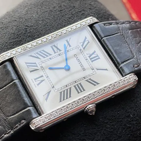 Cartier Tank WT200006 31mm White gold Silver 4