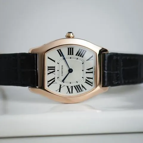 Cartier Tortue W1556362 31mm Rose gold White 1