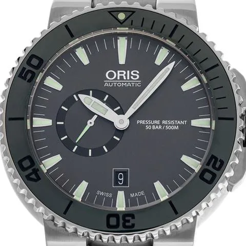 Oris Aquis Small Second 01 743 7673 415-07 8 26 01PEB 46mm Stainless steel Gray