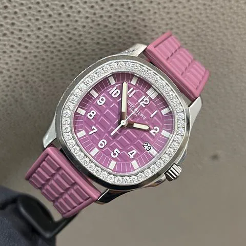 Patek Philippe Aquanaut 5067A Stainless steel Purple