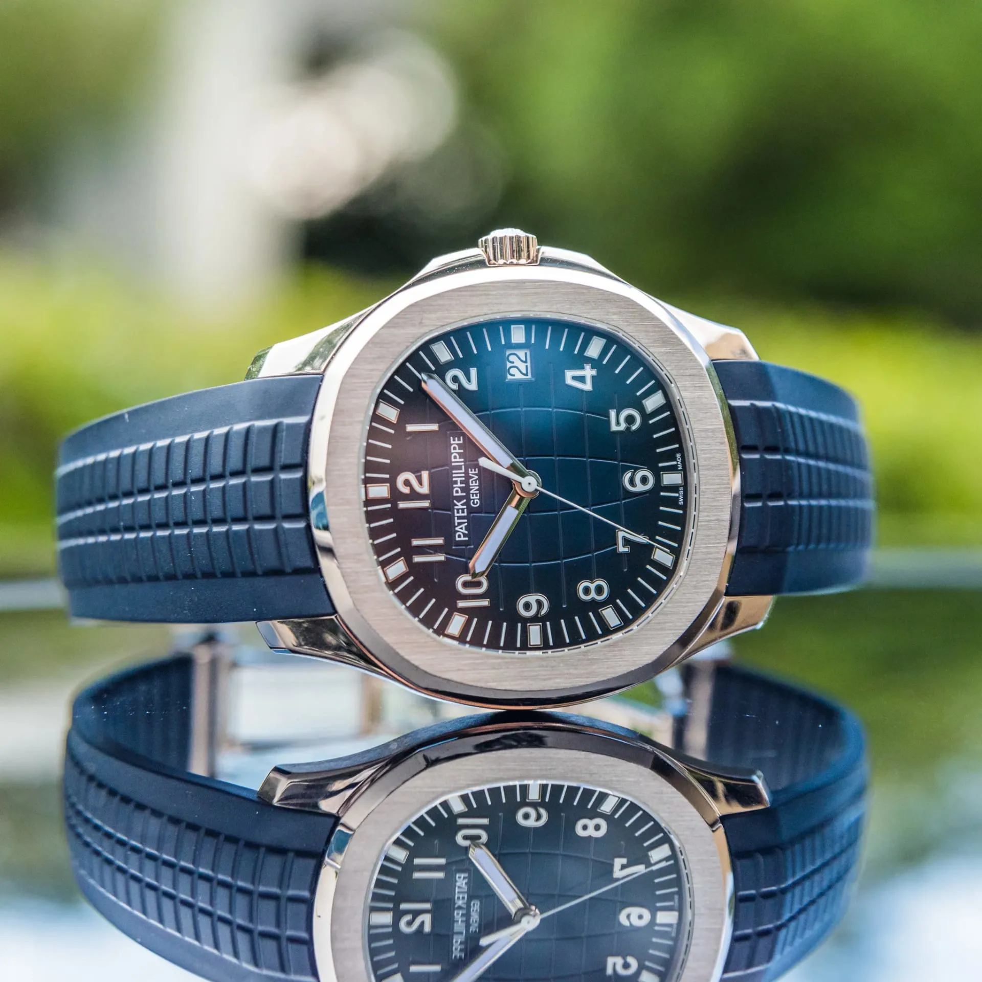 Patek Philippe Aquanaut 5168G-001 42mm White gold Blue 3