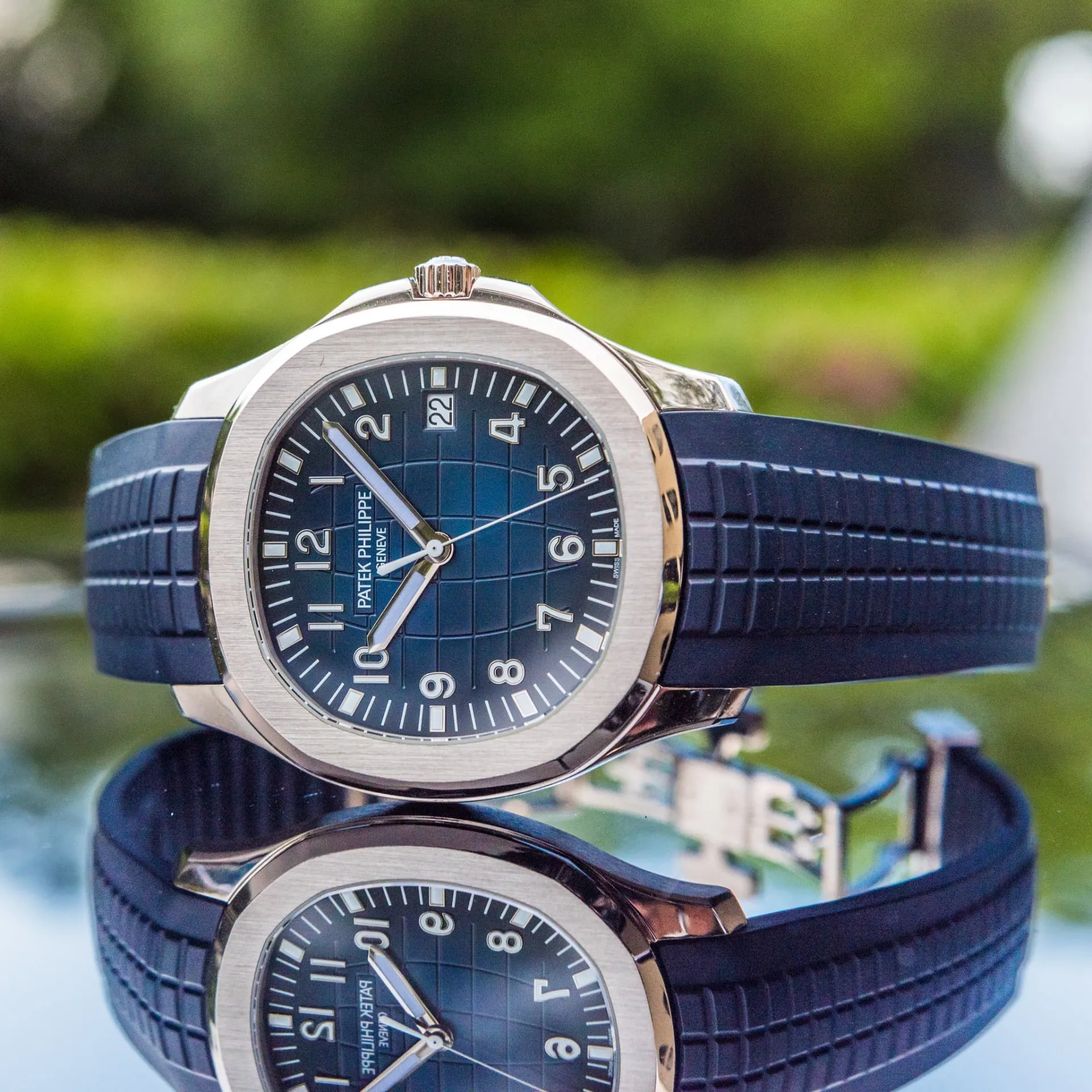 Patek Philippe Aquanaut 5168G-001 42mm White gold Blue 2