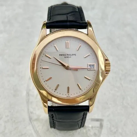 Patek Philippe Calatrava 5107R 37mm Rose gold White