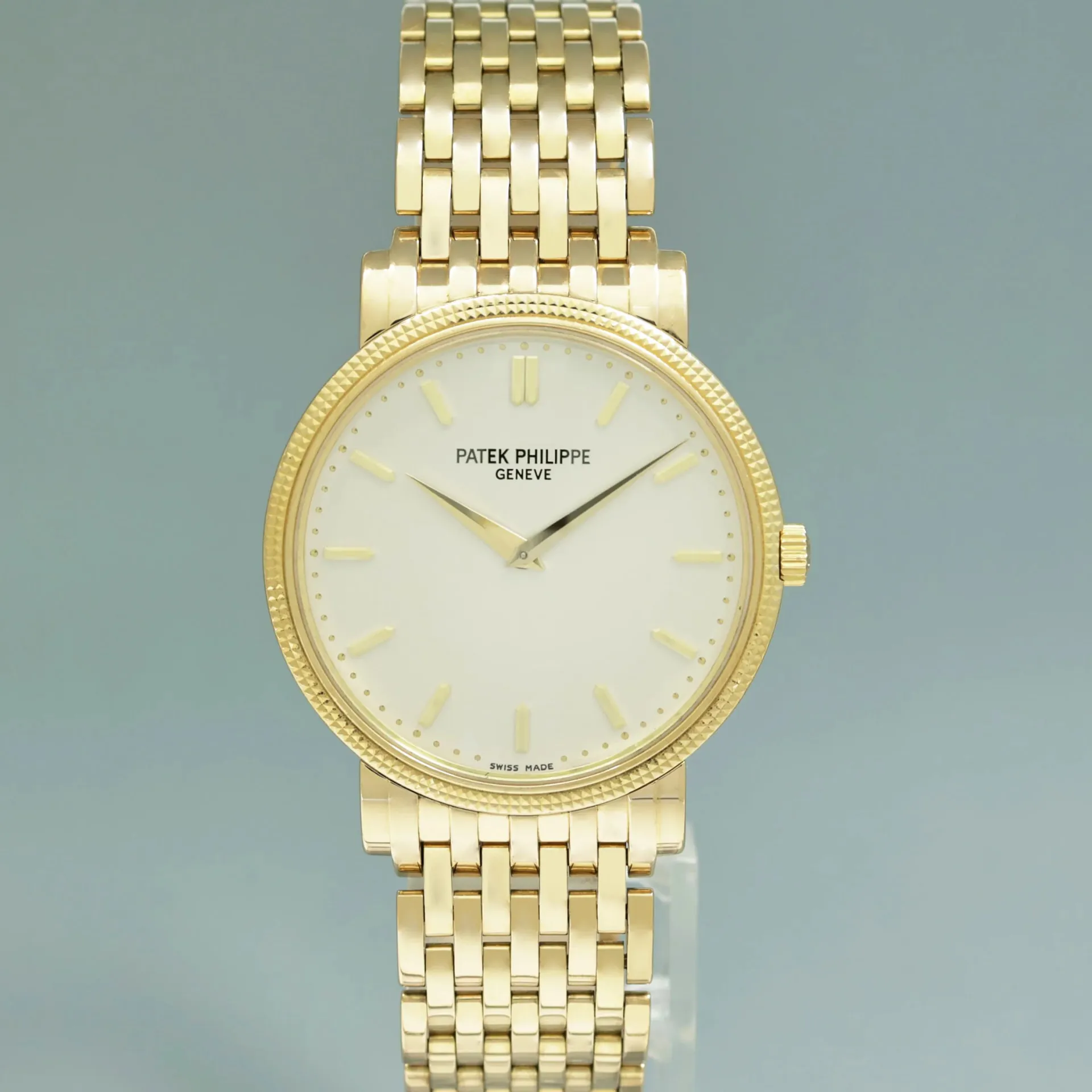 Patek Philippe Calatrava 5120/1J 35mm Yellow gold Silver